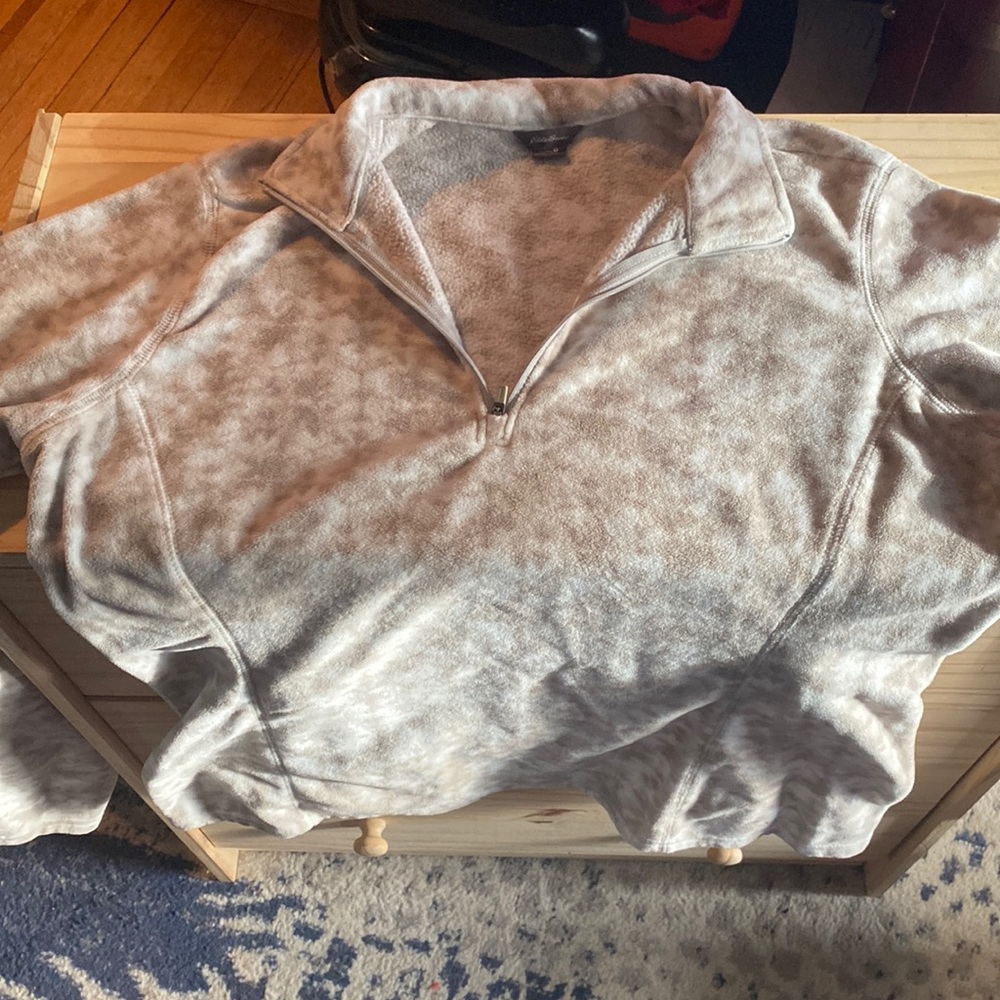 Eddie Bauer fleece size M